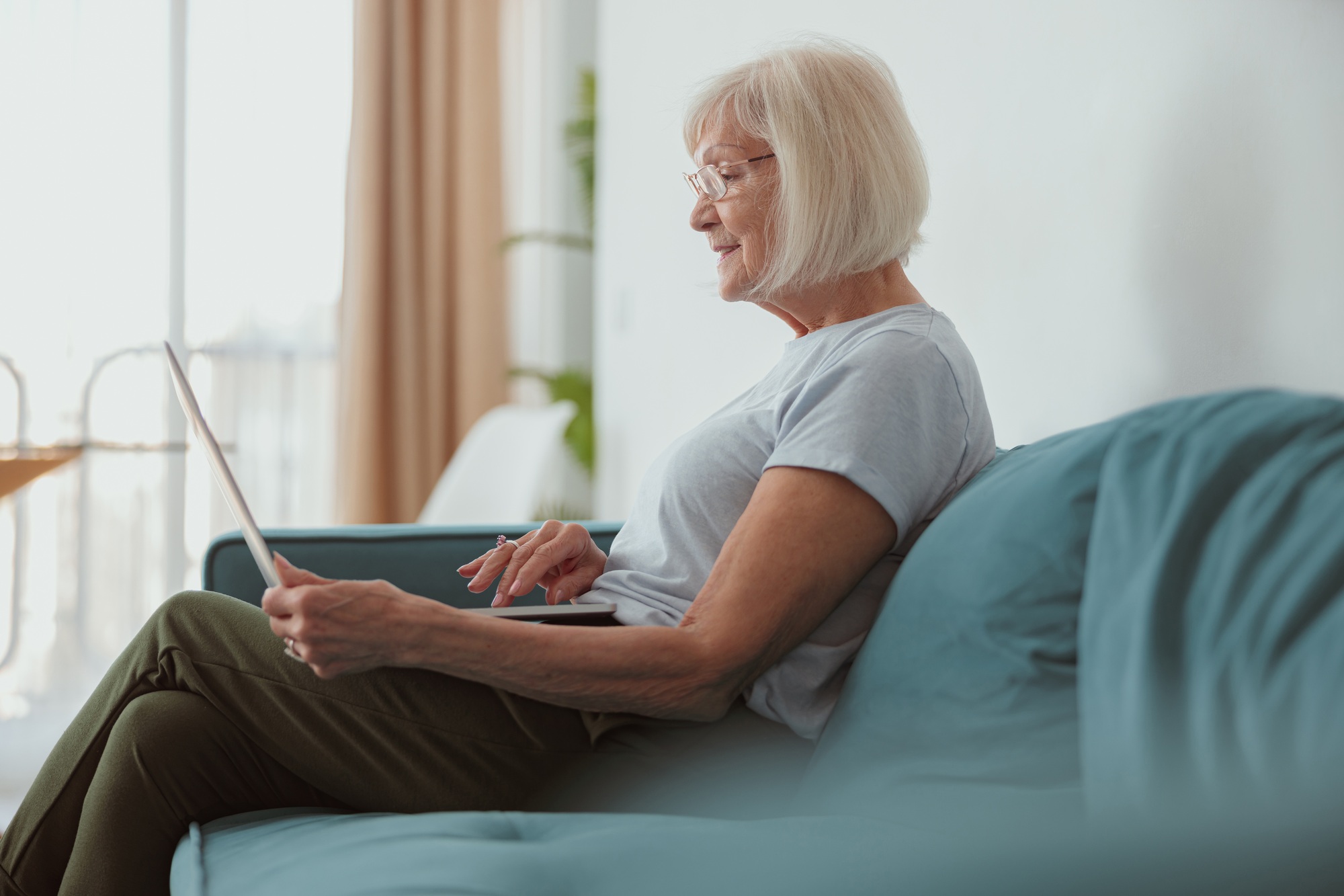 Steps to access Care Compatible’s NDIS Household Tasks in Melbourne, ensuring tailored support for participants.